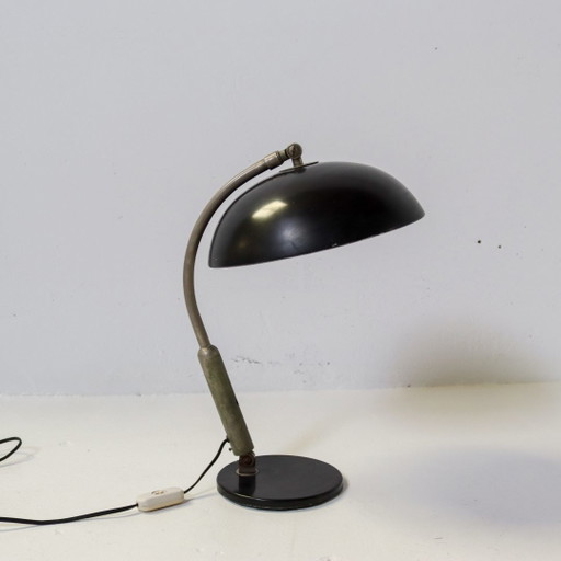 Lampe de bureau Hala P-144 par H.Th.A. Busquet