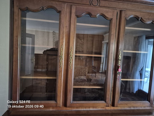 Vitrinekast in kerselarenhout 2 delig