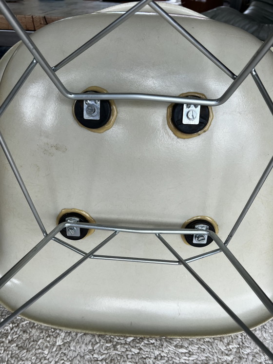 Originele Vitra RAR Rocking Chair Jaren 50 – Schommelstoelen, Fiberglass (photo 2 of 7)
