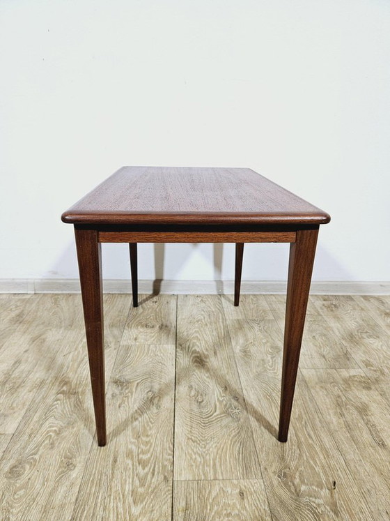 Table d'appoint danoise en teck, années 1960 – Tables d'appoint (photo 8 of 13)