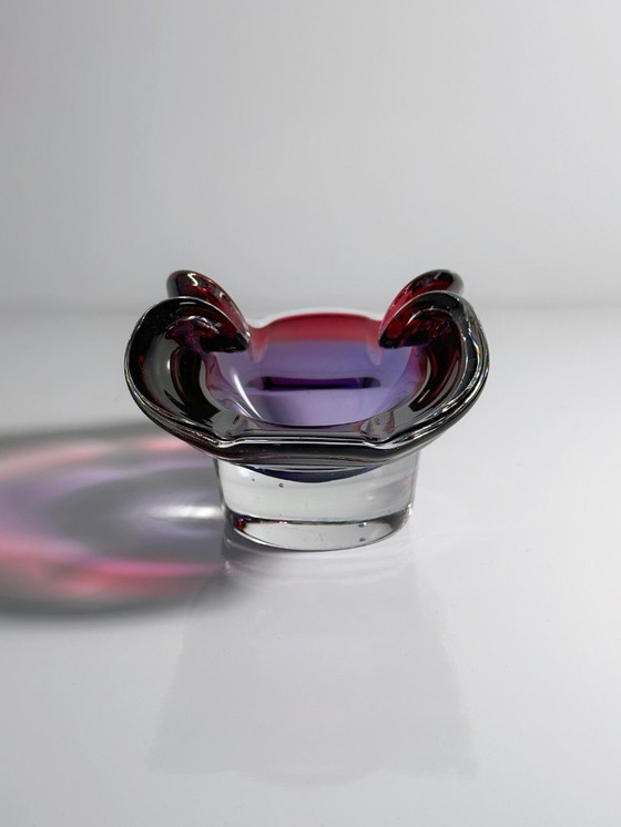 Image 1 of Cendrier vintage / Vide Poche Josef Hospodka - Chřibská Bohème Cranberry Violet Verre Sklo Skrdlovice Bohème Mid Century