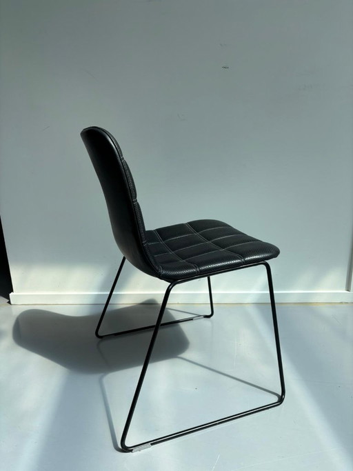 Chaise empilable BOP Offecct