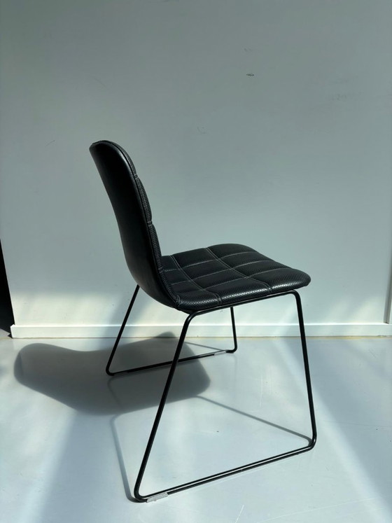 Image 1 of Chaise empilable BOP Offecct