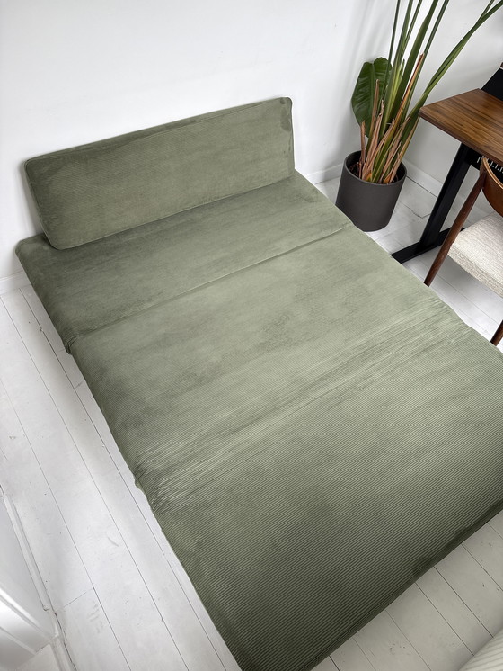 Image 1 of Sofá cama grande Kahlo - Pana verde pálido (Made.com)
