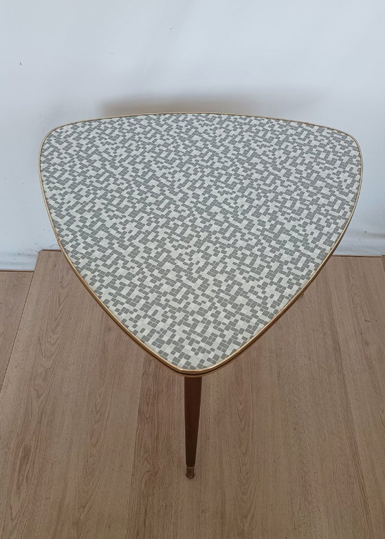 Image 1 of Vijftiger jaren bijzettafel