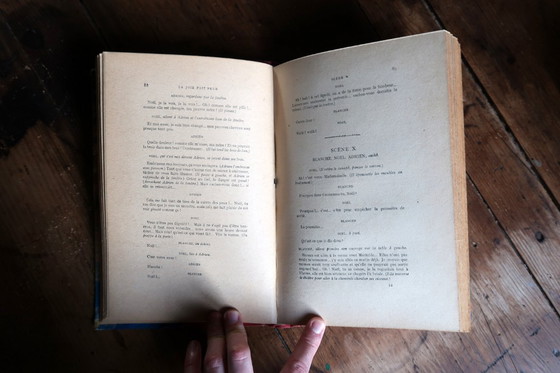 Image 1 of Antikes französisches Buch „La Joie Fait Peur“ von Mme Émile de Girardin, ca. 1920er Jahre – Marmorierter Einband – 2C47