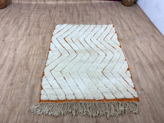 Image 1 of Tapis bérbere décoré 100cm×200cm