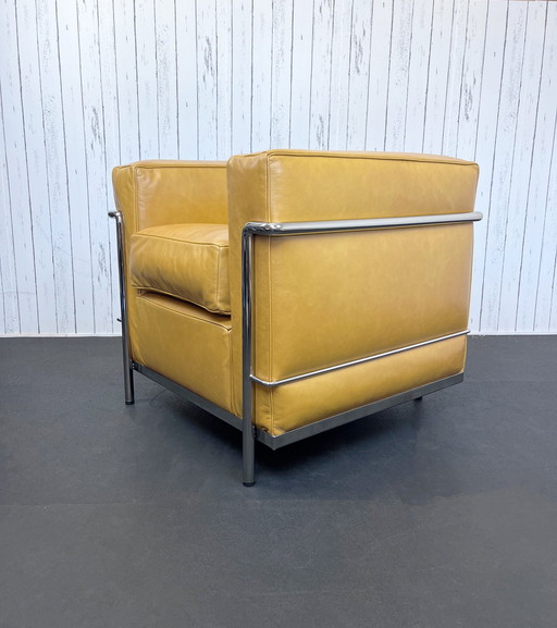 Lc2 Chair Le Corbusier, Cassina, Charlotte Perriand Seats