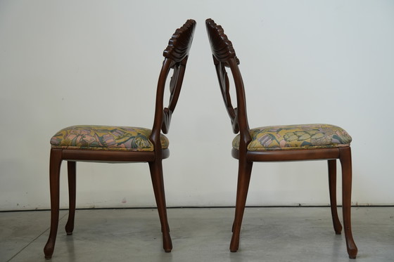 Image 1 of Set van 6 handgesneden Art Nouveau Revival eetkamerstoelen met bloemenzittingen