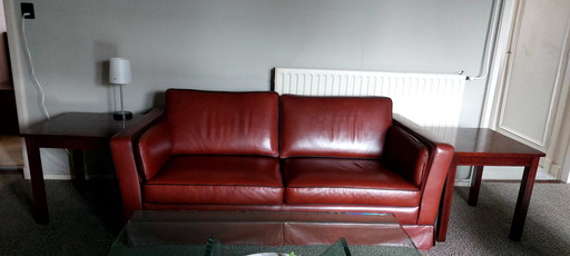 3-Sitzer-Box und Stuhl