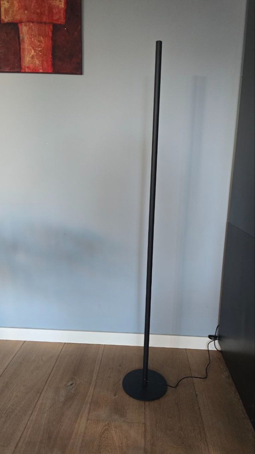 Lampada da terra Neona Selene - Nera - Solo 2 mesi di vita (fattura inclusa)