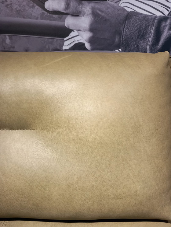 Image 1 of Montel Hampton 3-seater sofa