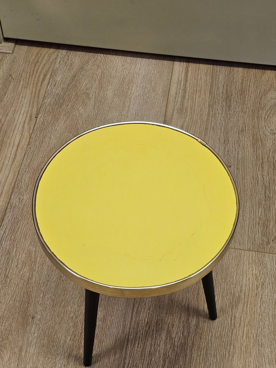 Vintage Yellow Plant Table Small Table Side Table Table – Wood (photo 3 of 6)