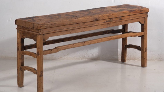 Antique Chinese console altar table in elm – Shanxi, circa 1890 (photo 3 of 40)