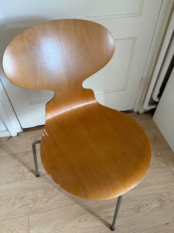 Image 1 of 2 x Arne Jacobsen Ant stoeltje