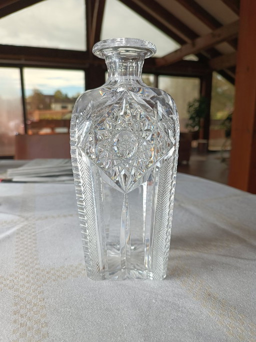 Bottiglia di whisky in vetro tagliato inglese con tappo