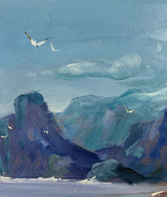 Image 1 of Pintura al óleo original: Paisaje costero rocoso, mar y ambiente acogedor de pueblo.