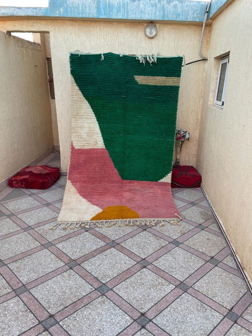 Traditional Moroccan handmade rug 250cm x 150cm