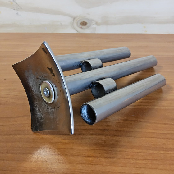 Image 1 of Vase/bougie moderniste en acier inoxydable, style vintage/ère spatiale, design italien (années 70), pour fleurs séchées.