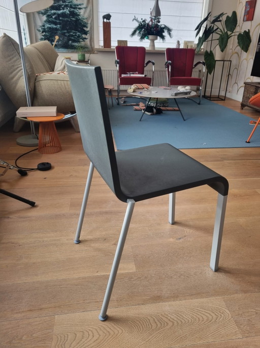 6+1 Vitra .03 dining chairs