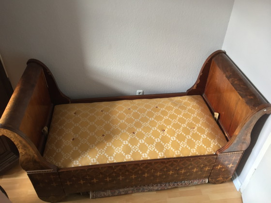 Lit Charles X avec marqueterie vers 1830 – Lits 1 personne, Wood (photo 8 of 15)
