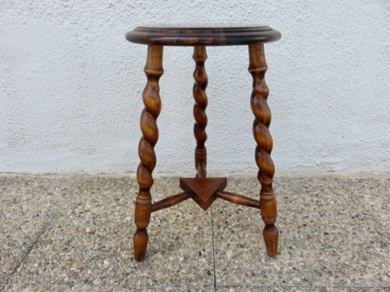 Image 1 of Antiguo taburete de granja trípode, 50s 60s