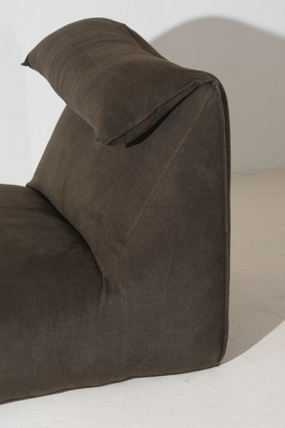 Image 1 of Rara coppia di poltrone lounge Le Bambole disegnate da Mario Bellini per B&B Italia, 1971.