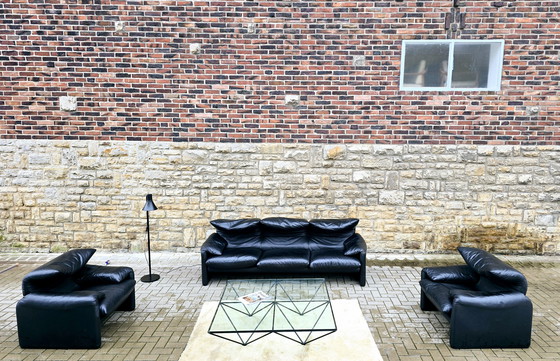 Image 1 of Conjunto de sofá y sillón Cassina Maralunga