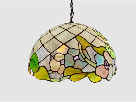 Image 1 of Antieke Tiffany-stijl hanglamp met bloemmotief – 3 lichtpunten