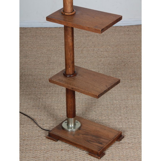 Image 1 of Lámpara de pie de roble que data de la década de 1950.