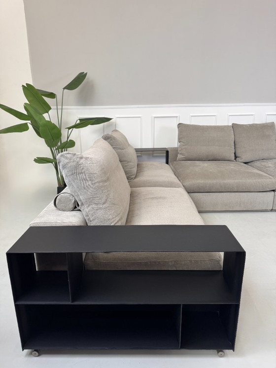 Image 1 of Flexform Groundpiece sofá de diseño de tela gris barro sofá esquinero