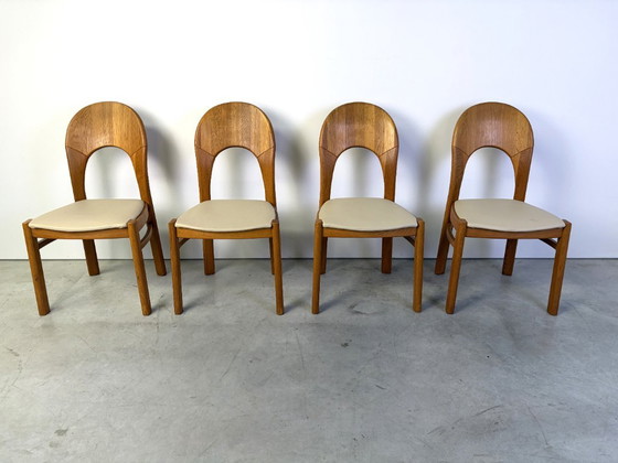 Sedie da pranzo danesi vintage in rovere, set di 4 - anni '70 – Legno, Skai (photo 10 of 10)