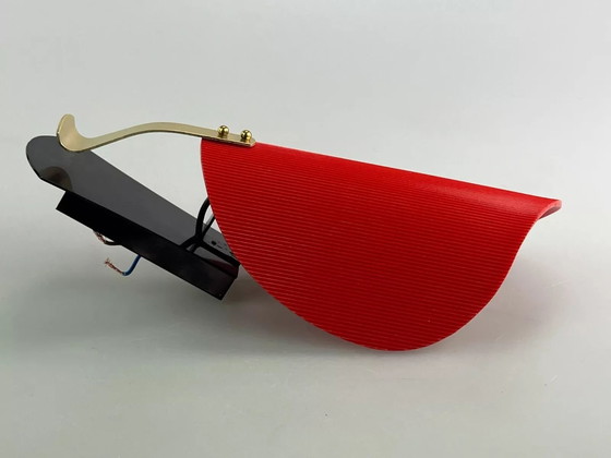 Image 1 of Lampada da parete in acrilico anni '60 e '70, design spaziale anni '60