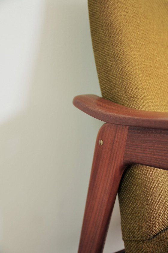 Image 1 of houten vintage fauteuil groene bekleding