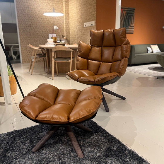 Image 1 of Fauteuil pivotant Husk de B&B Italia avec repose-pieds