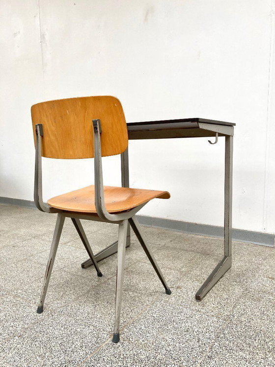 Image 1 of Friso Kramer 'Result' school desk + 'Result' chair