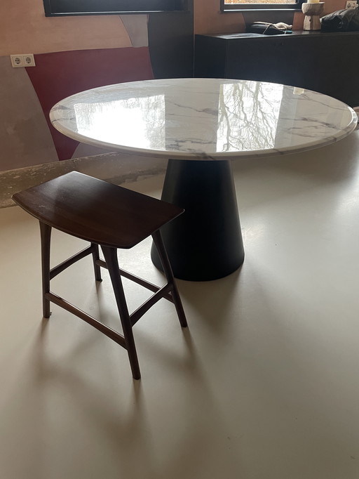 Table de salle à manger ronde en marbre de 120 cm de diamètre