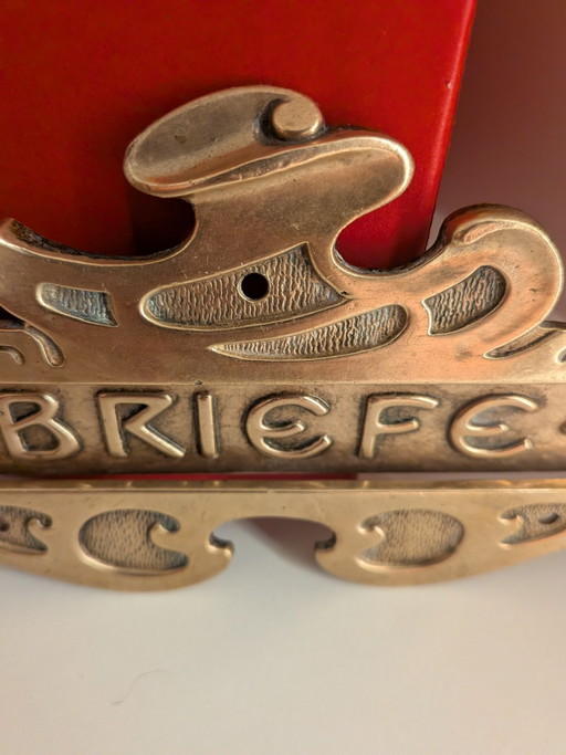 Ein wunderschöner, originaler Briefeinwurf (Briefschlitz) aus der Epoche des Jugendstils (ca. um 1900). Art deco style 
