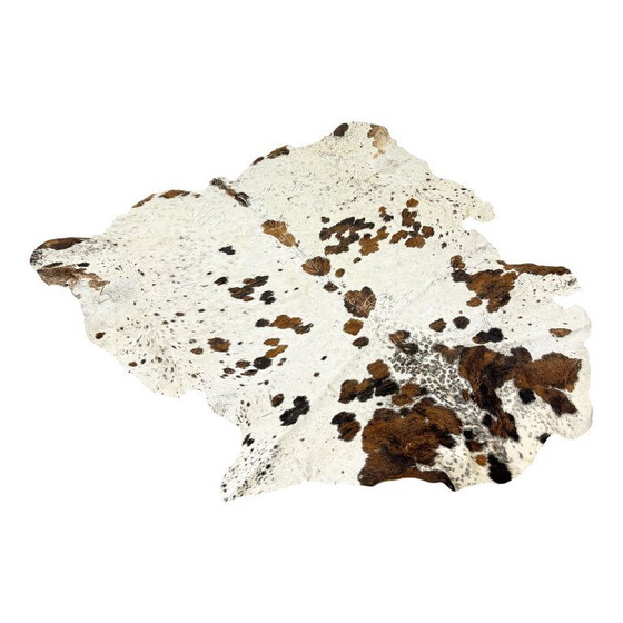Image 1 of Vintage koeienhuid vloerkleed – natuurlijke driekleurige runderhuid