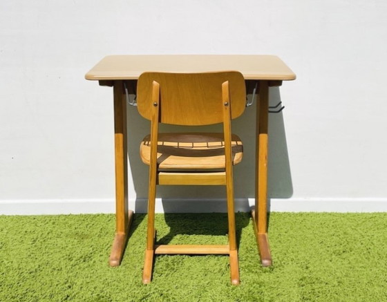 Image 1 of Houten Casala schoolbank & stoel. Vintage 60s 