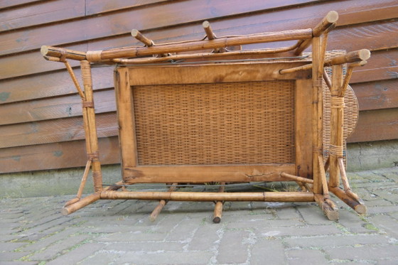 Image 1 of prachtige antieke Franse lounge ligstoel, gemaakt van rotan en bamboe
