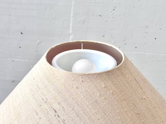 Image 1 of Lampadaire élégant en laiton avec abat-jour en tissu, années 1990