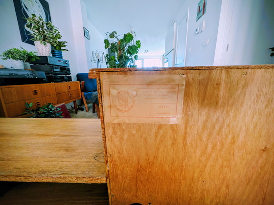 Image 1 of Originaler Fernsehschrank mit kleinem Barschrank