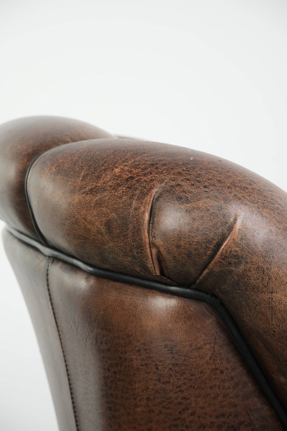 Characterful and comfortable vintage sheepskin armchair with a unique design and a timeless look – Leather (photo 13 of 15)
