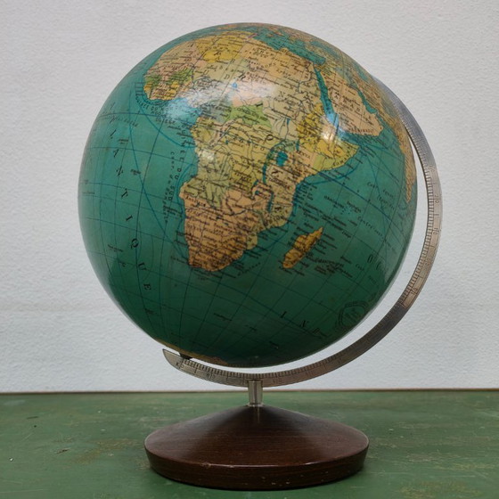 Image 1 of Mappamondo antico d'epoca su supporto in legno