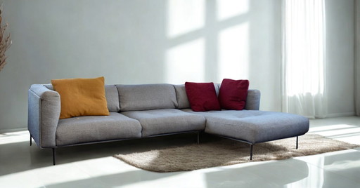 Beautiful Living Divani designer corner sofa in like-new condition
