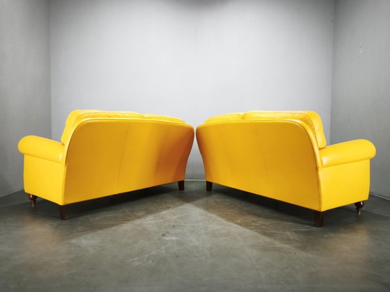Par de sofás de piel Poltrona Frau George, Italia, 1992 – Sofás de 2 plazas, Leather (photo 9 of 21)