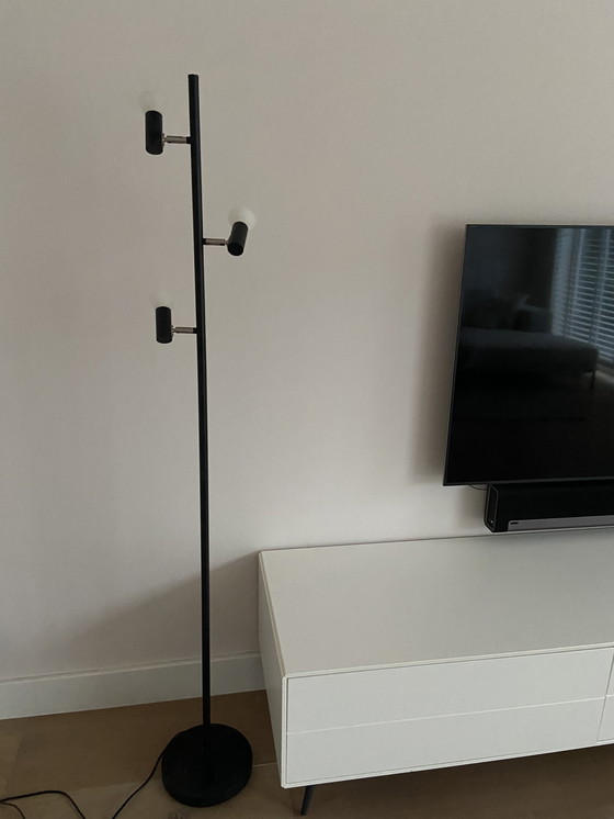 Image 1 of Prachtige staande design lamp (zwart)