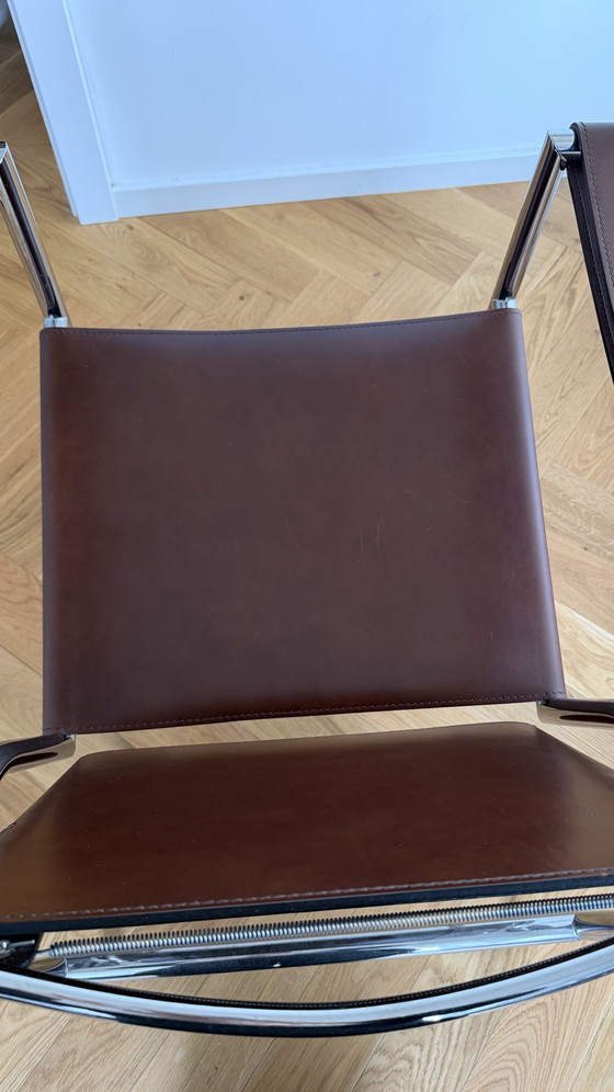 Image 1 of Poltrona Cassina LC1 di Le Corbusier