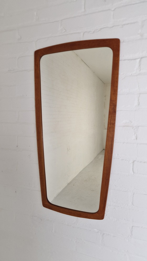 Image 1 of Miroir vintage de design danois